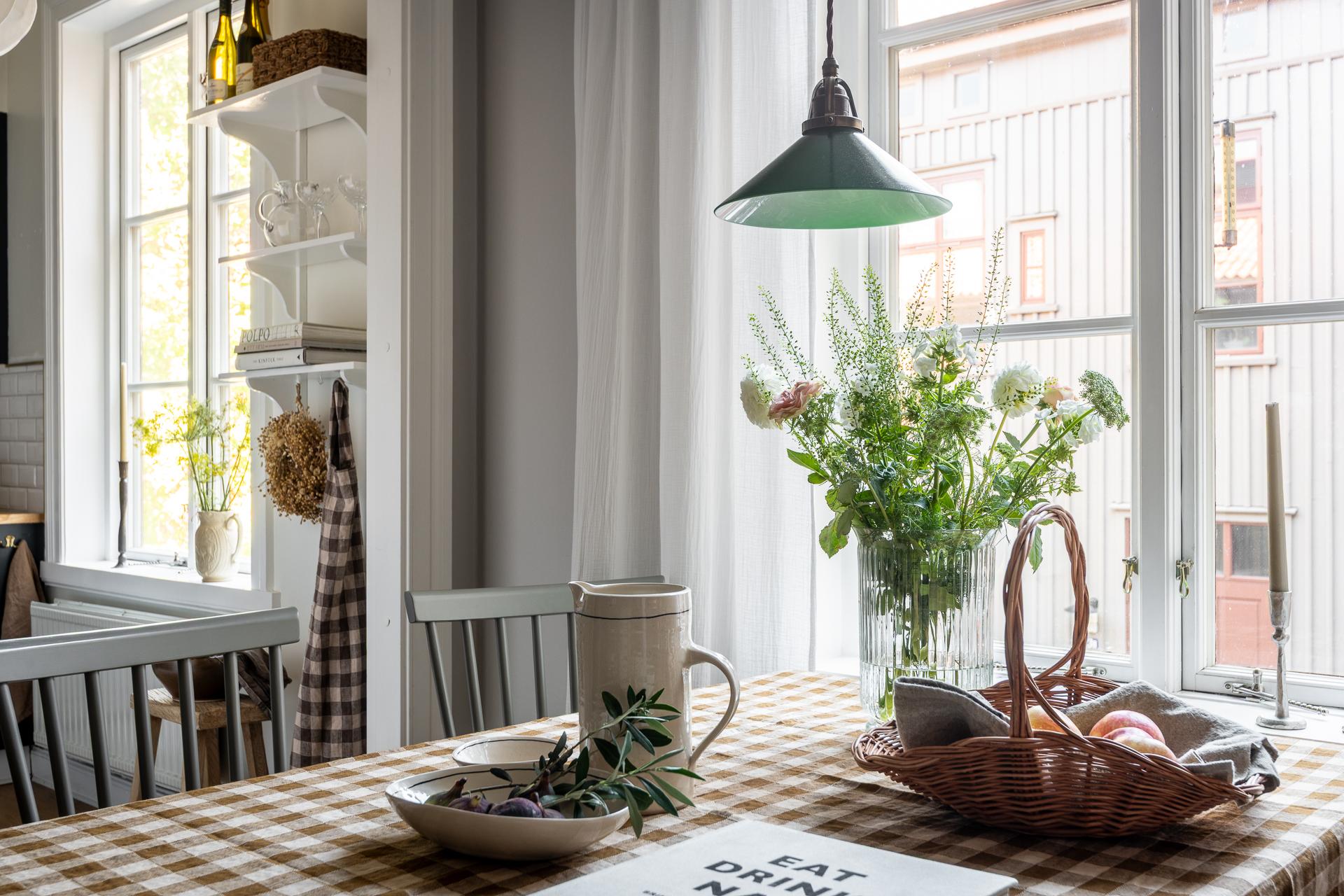 Sprängkullsgatan 3A - Haga. 2 rum och kök, 40,9 kvm.