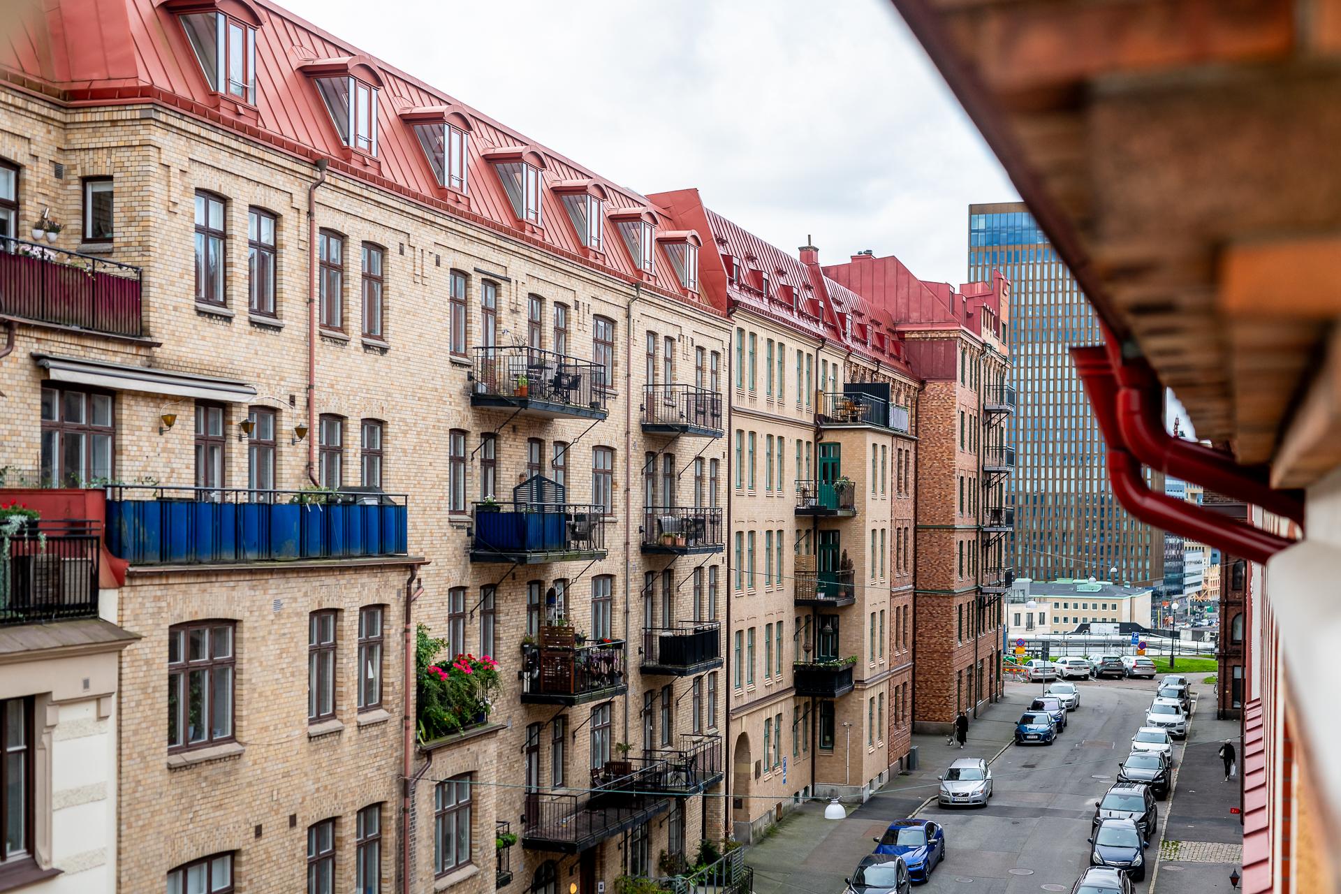 Draken har precis invigts och stoltserar i det västra blickfånget