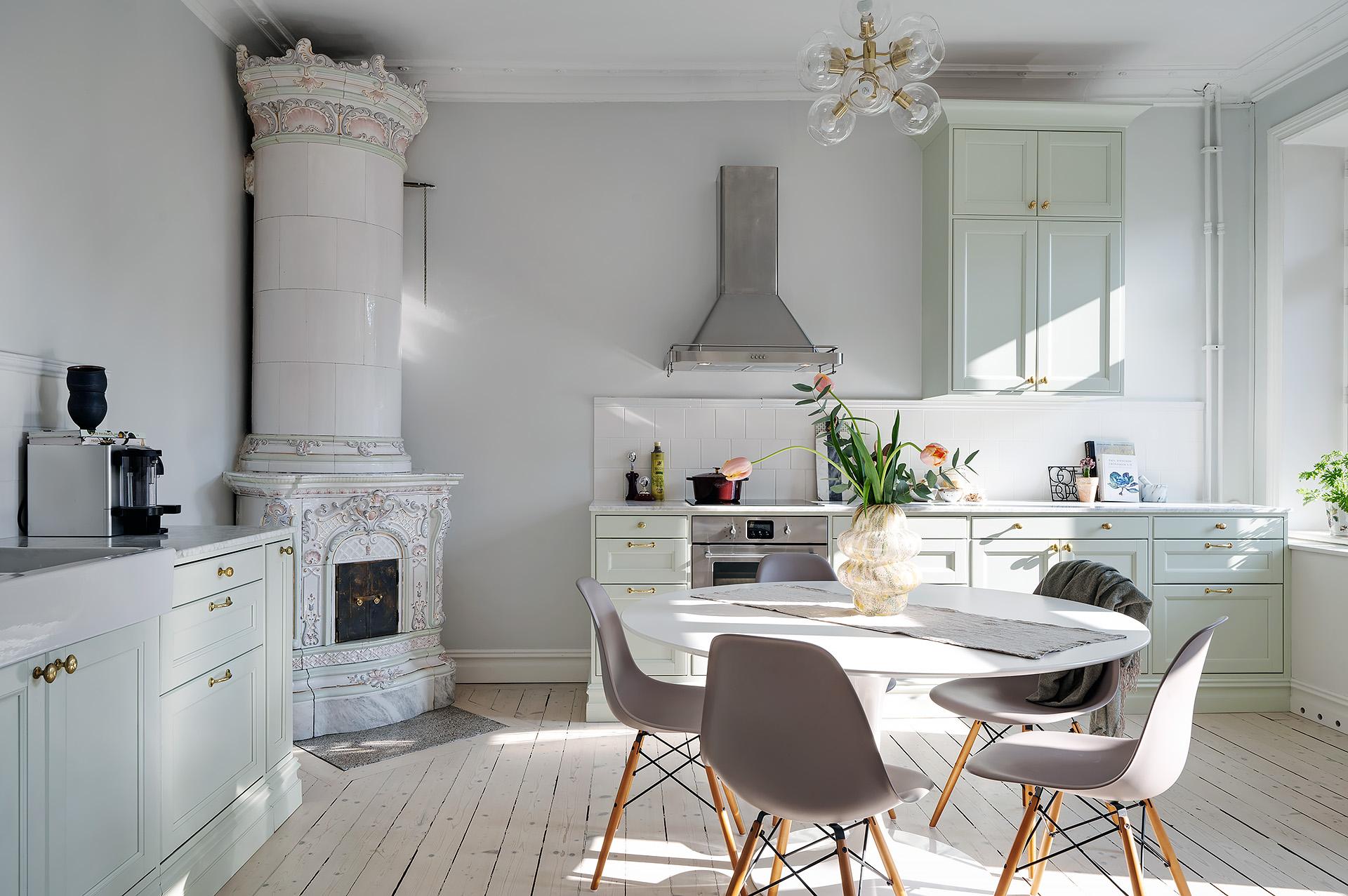 Bild på grannens flyttade kök