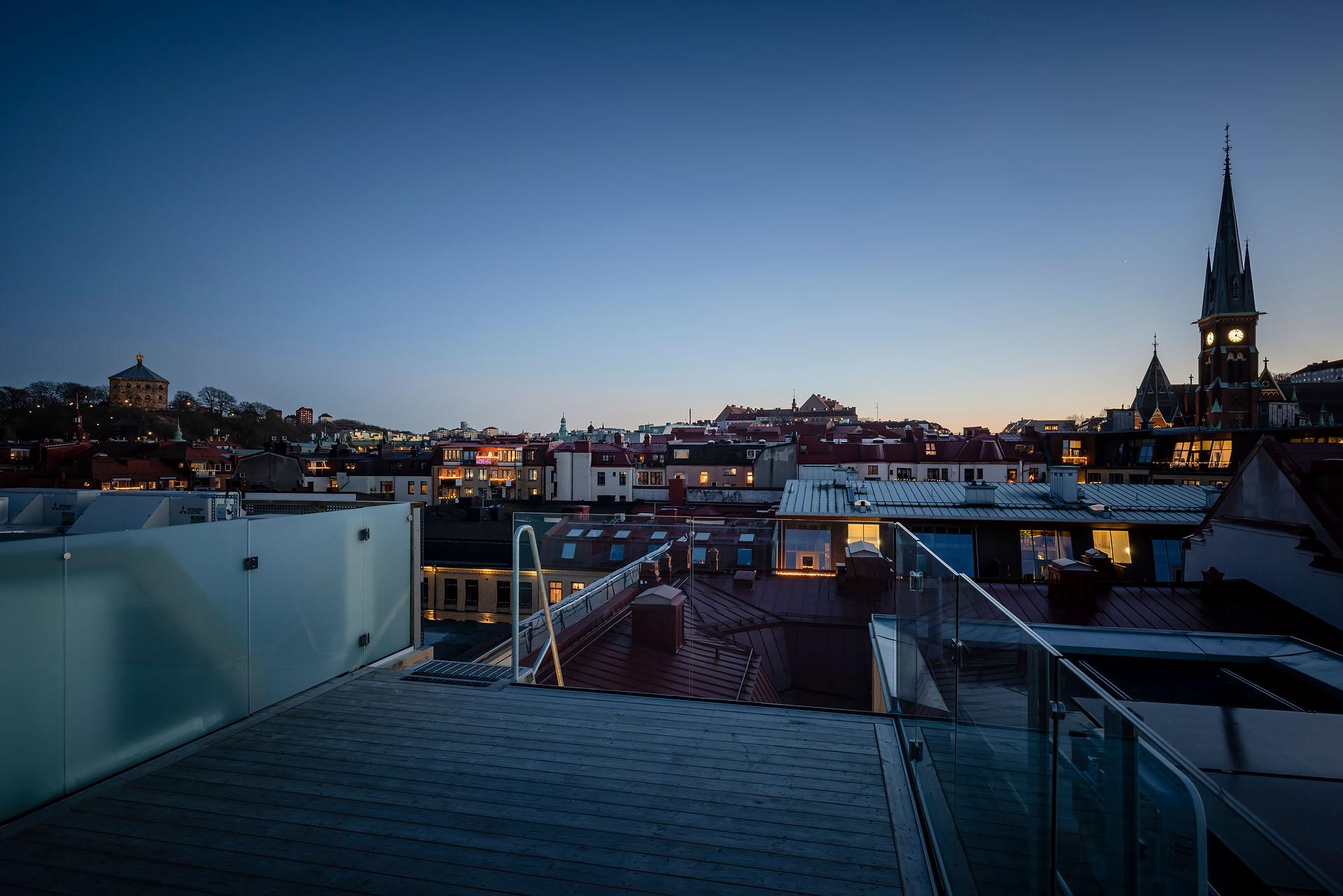 Föreningens gemensamma takterrass erbjuder vidunderlig utsikt