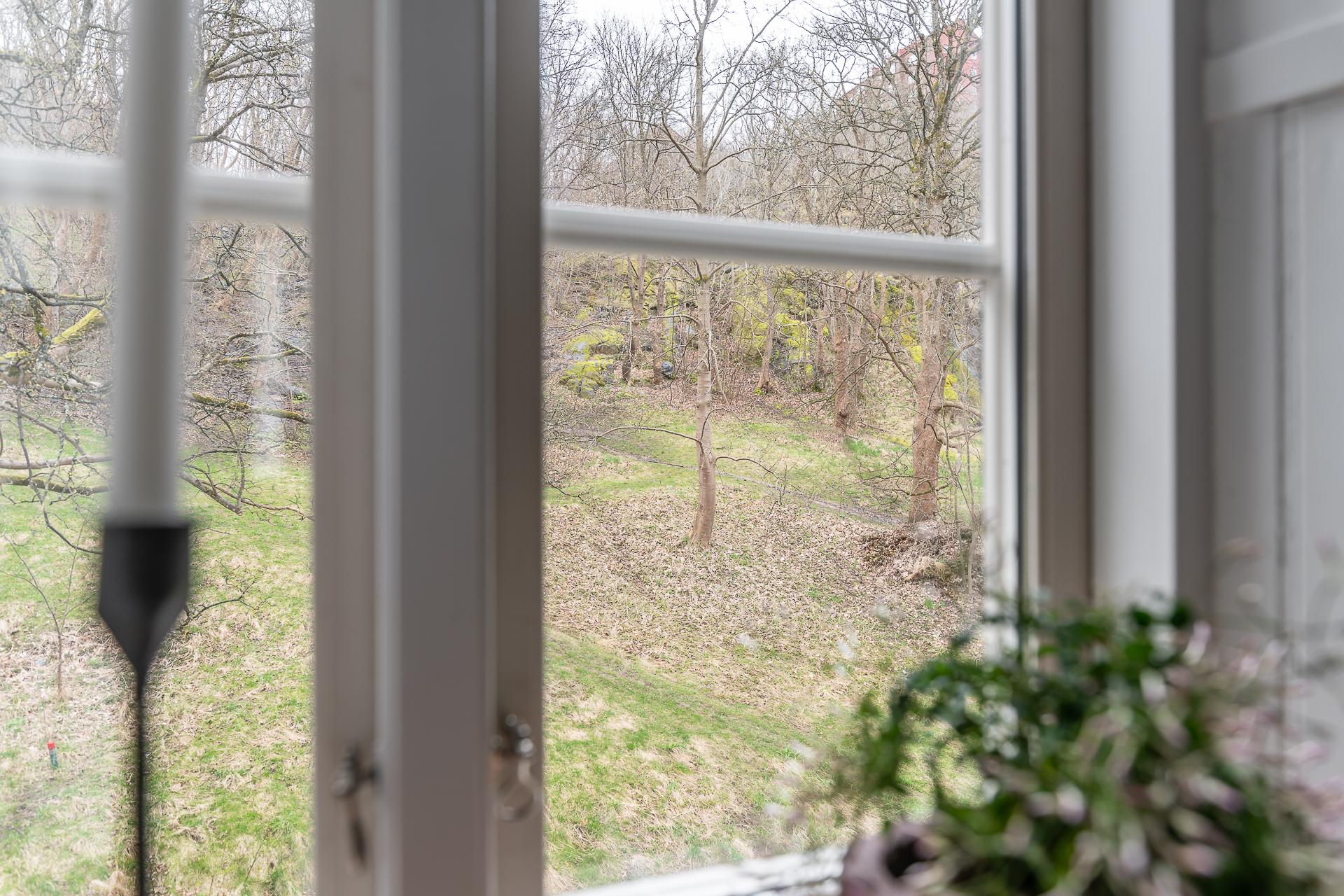 Vacker vy även från entréplan en trappa upp