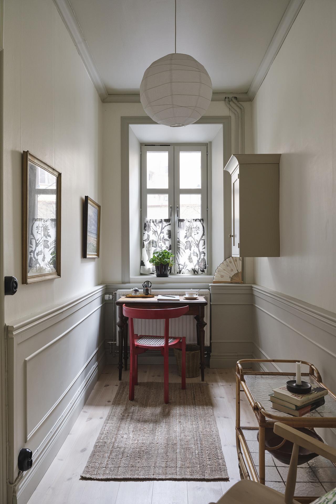 Nu kontor men mysigt som barnkammare eller gästrum också