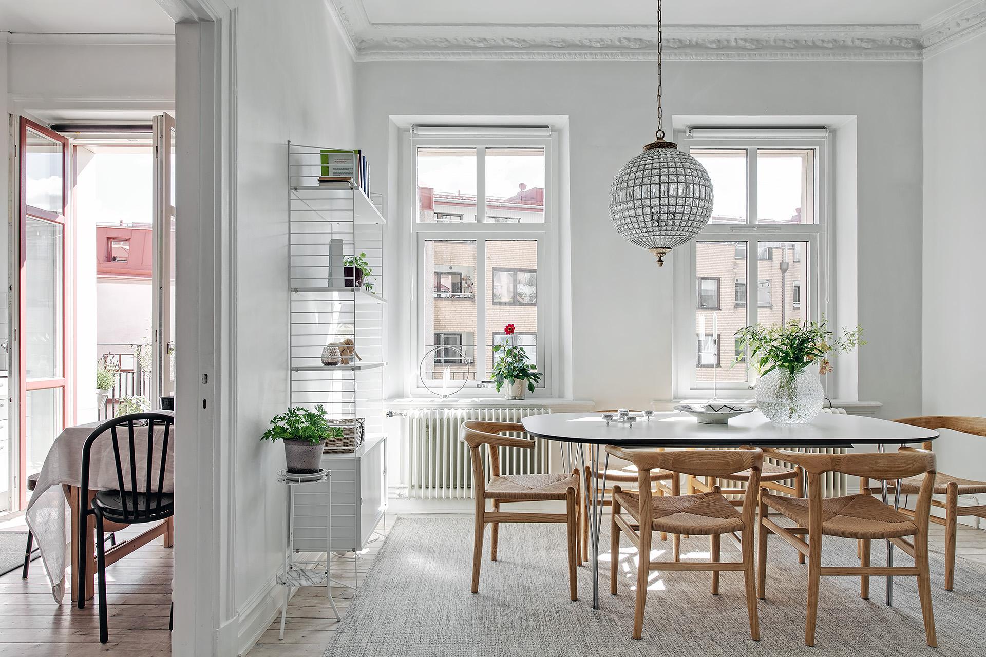 Lågupplöst Fritt högt läge med stor balkong i sydost