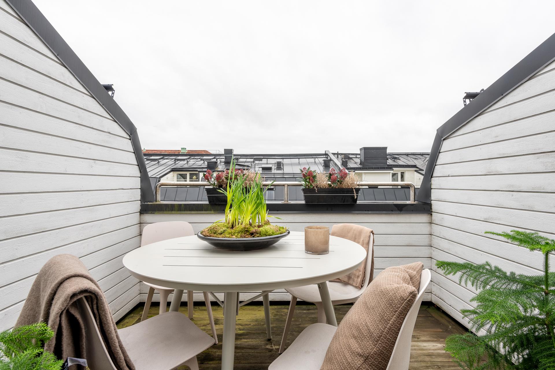 Takterrass på dryga 8 kvadratmeter
