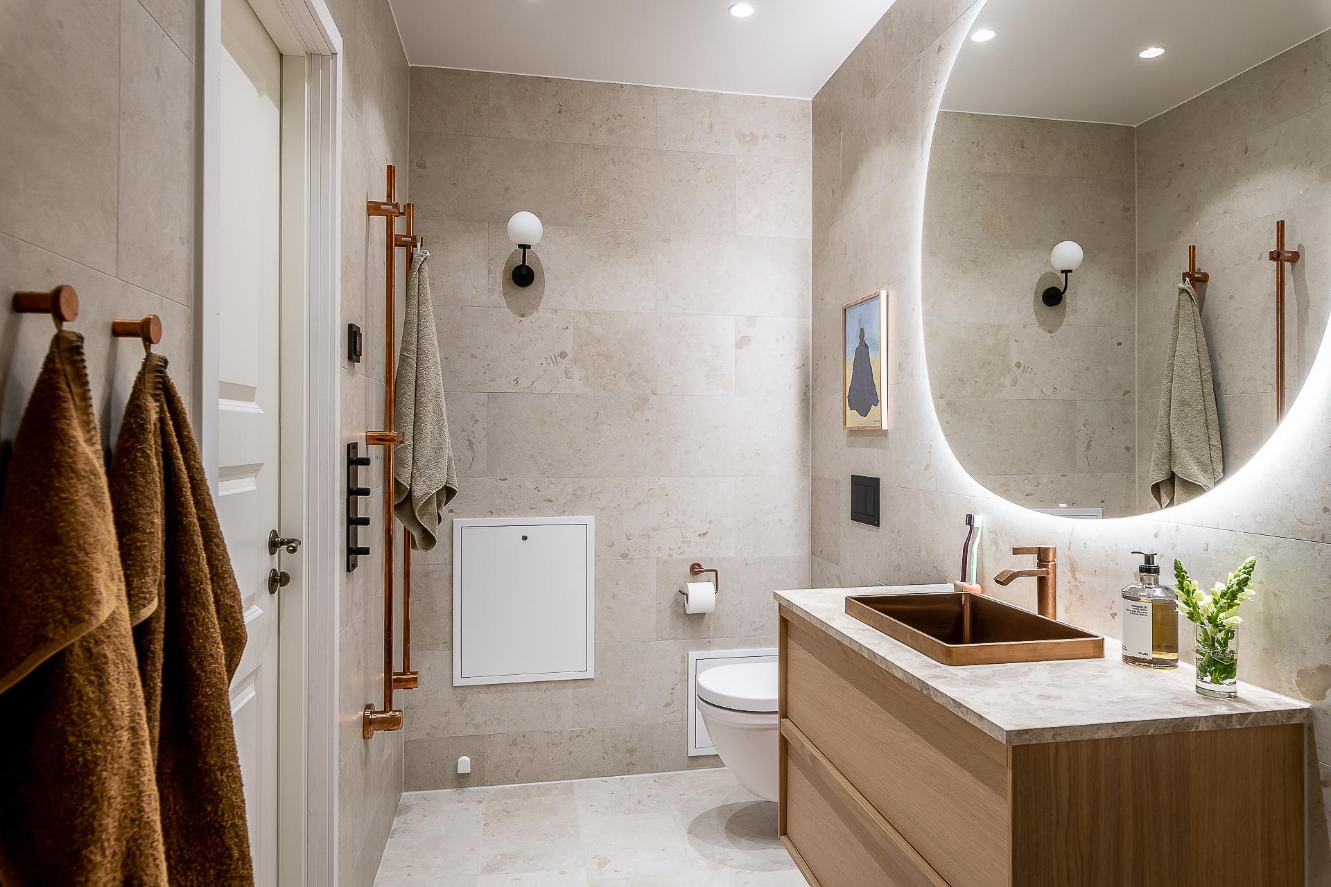 Två stycken handdukstorkar (el) från Nordhem.