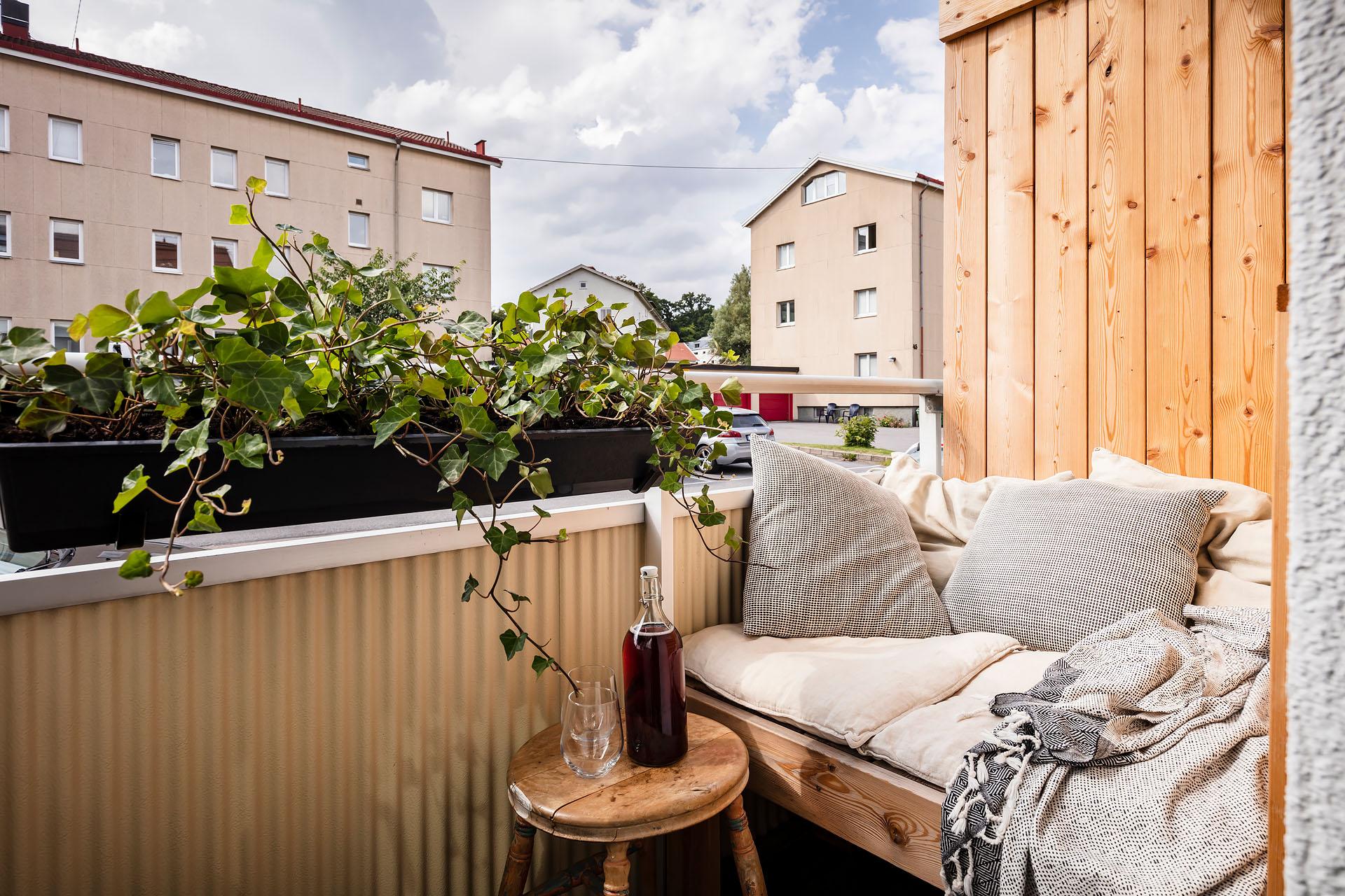 Balkong i västläge