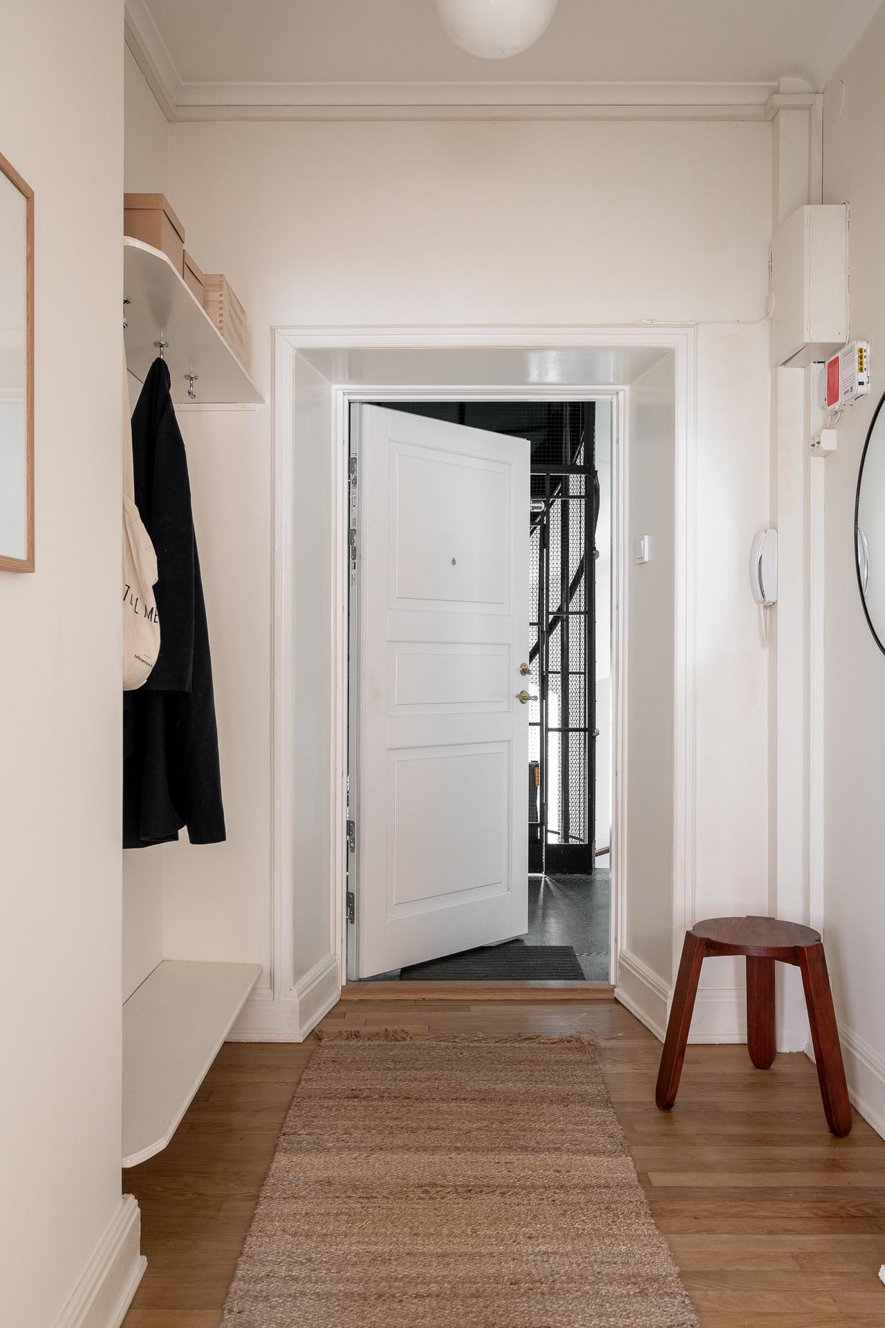 Säkerhetsdörr finns