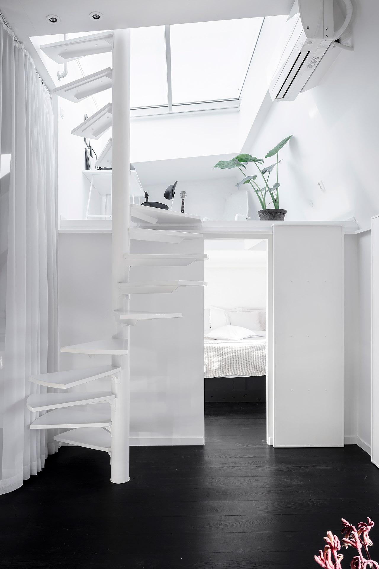 Lågupplöst Den enorma takhöjden har nyttjats på bästa sätt