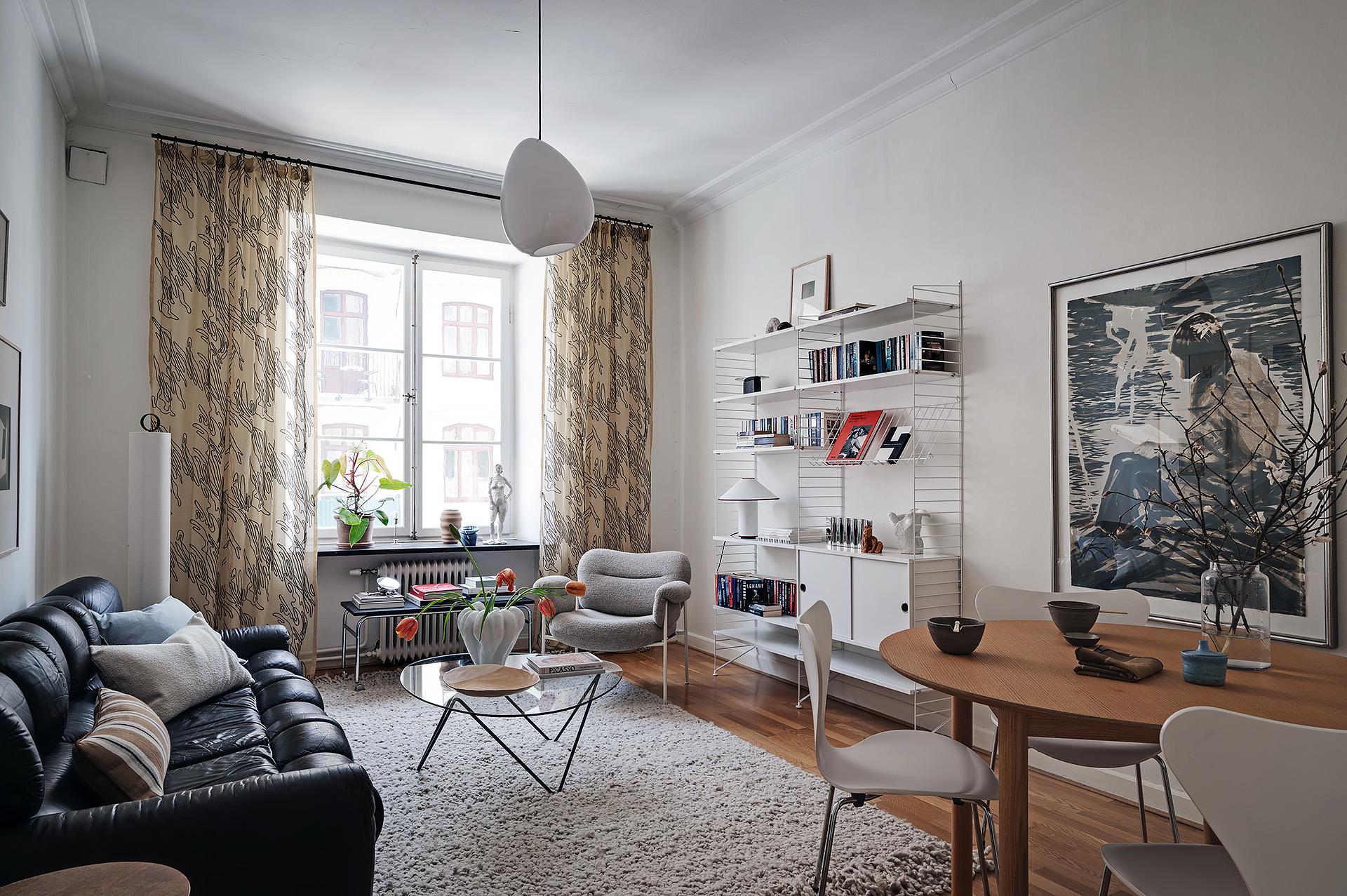 Välkommen till denna charmiga 20-talstrea!