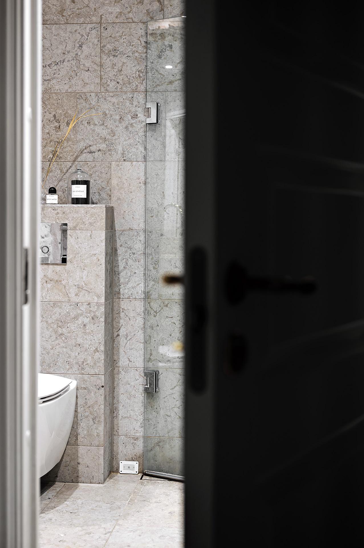 Allt gjort av fackmän