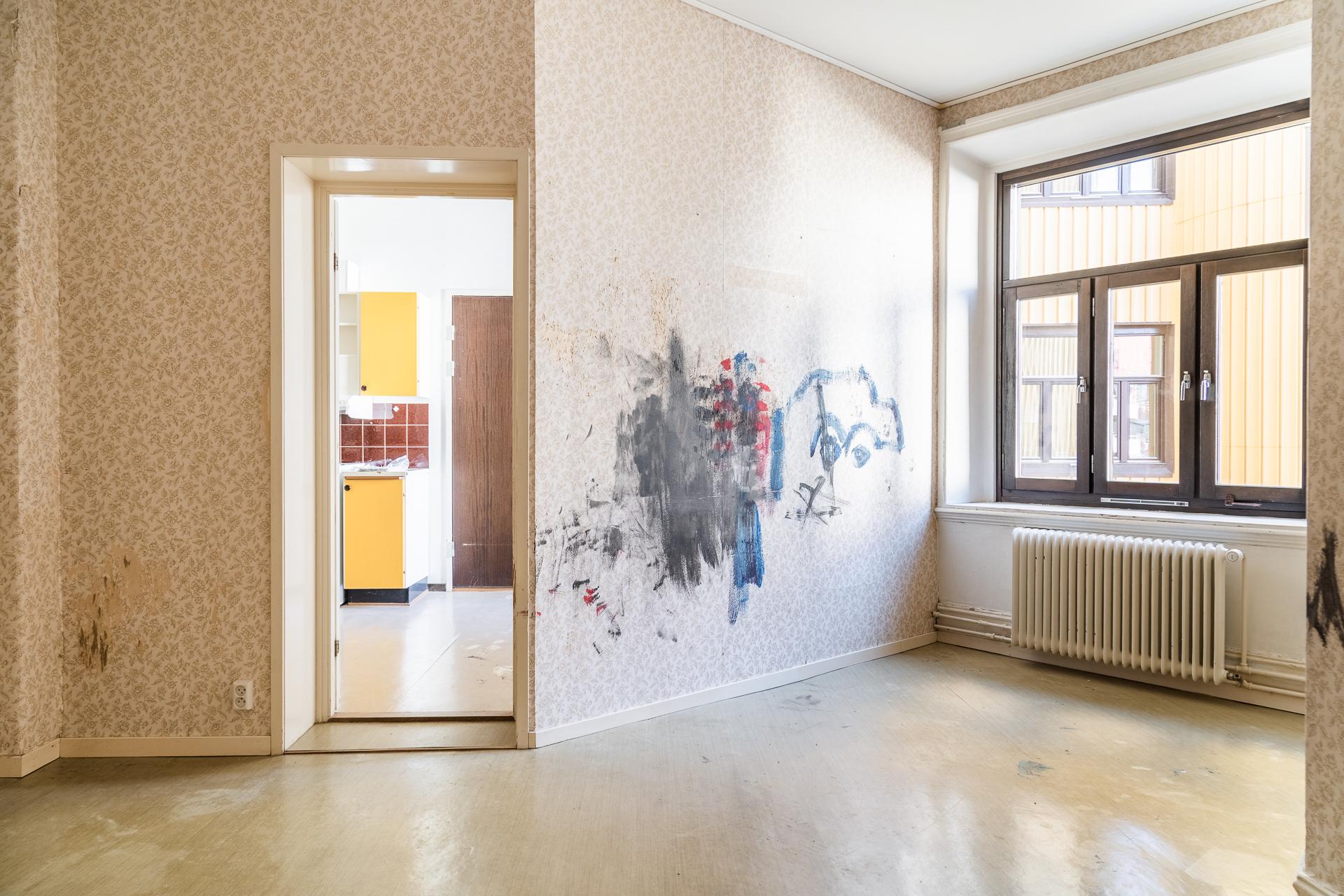 Lågupplöst Väggen mot köket kan eventuellt tas ned