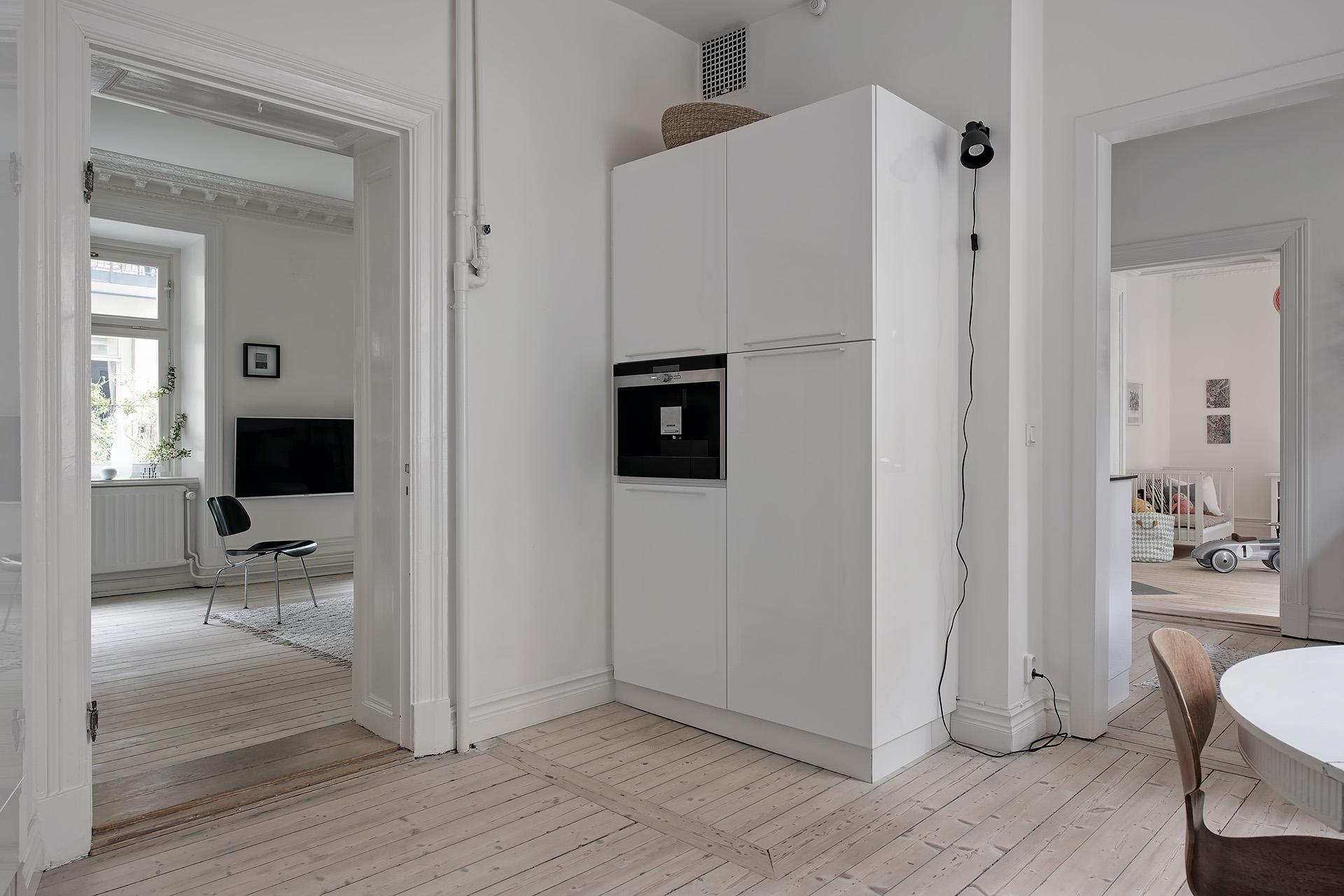 De skickligaste snickarna var med och byggde lägenheterna för många år sedan