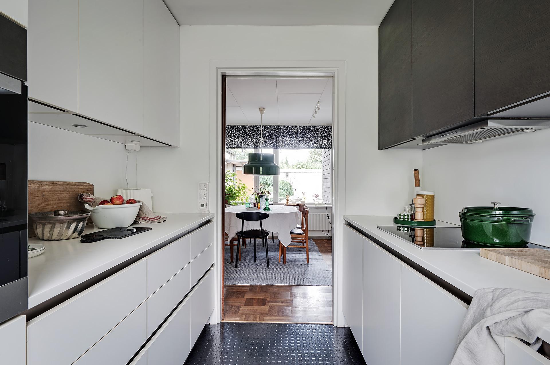 Fräscht och välutrustat kök