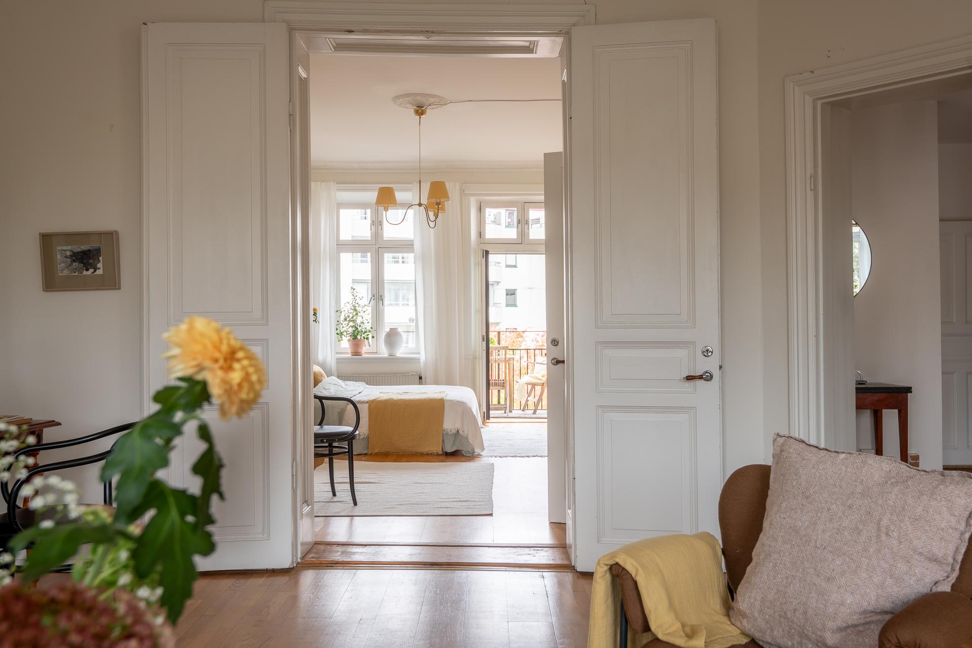 Dubbla uppsättningar pardörrar