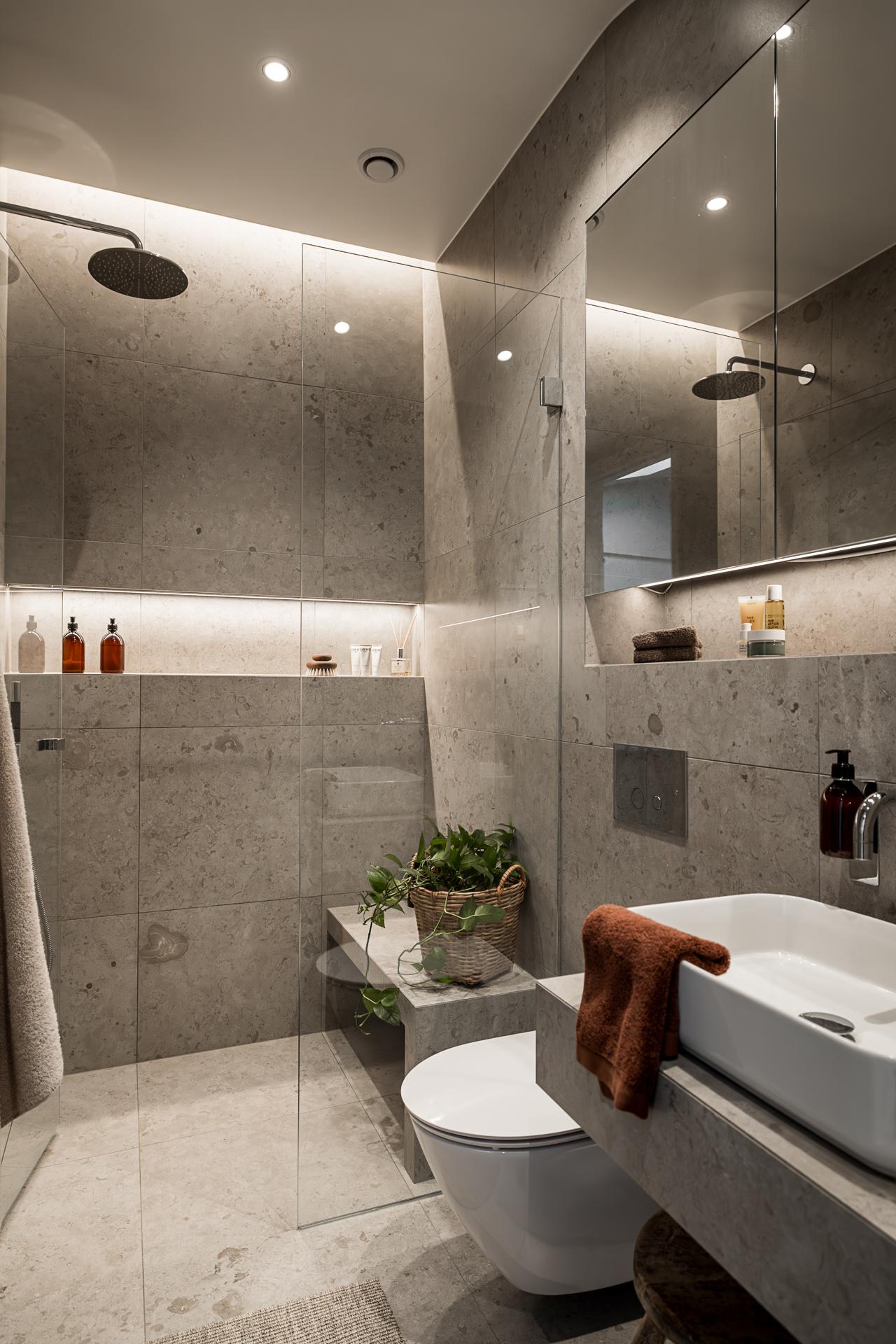 Lyxigt badrum med hotellkänsla