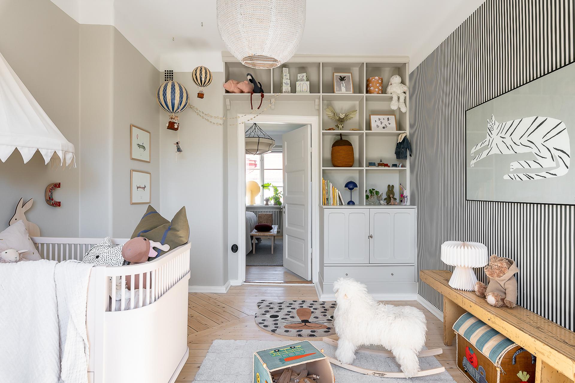 Platsbyggd förvaring sätter tonen