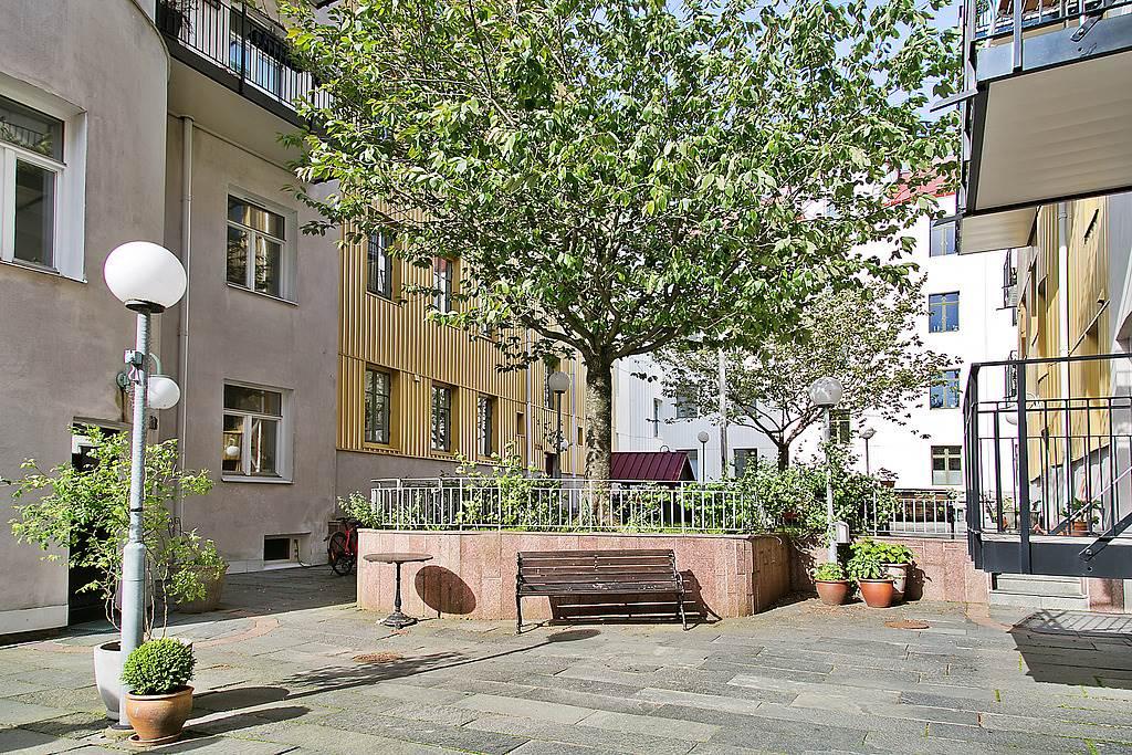 Lågupplöst En av Linnéstaden allra finaste innergårdar