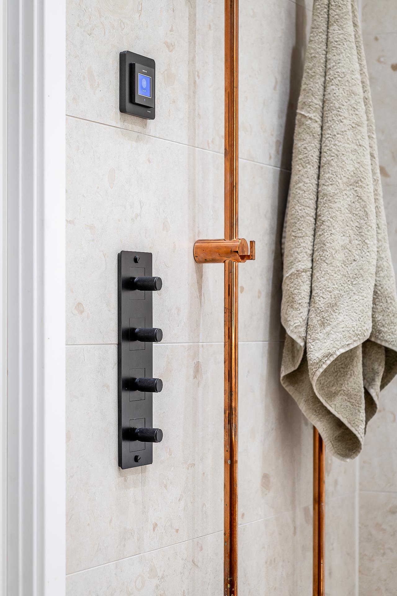 Besiktning utförd och kvalitetsdokument finns med 10 års garanti.