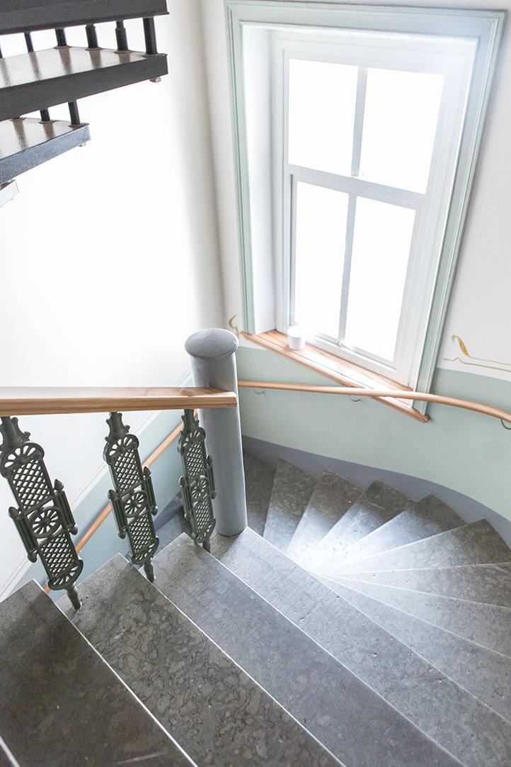 Lågupplöst Föreningen har fina trapphus målade i tidstypiska färger